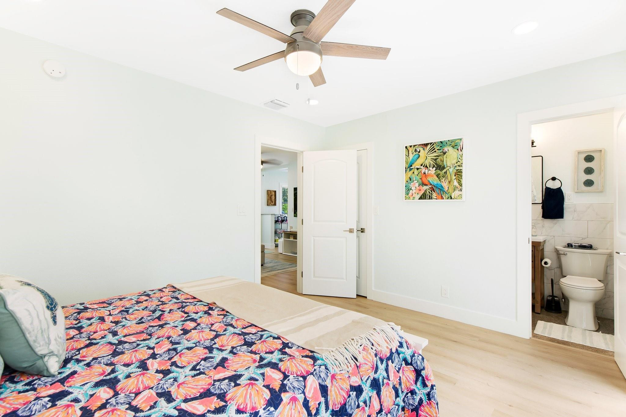 1112 NE 11th Street 1