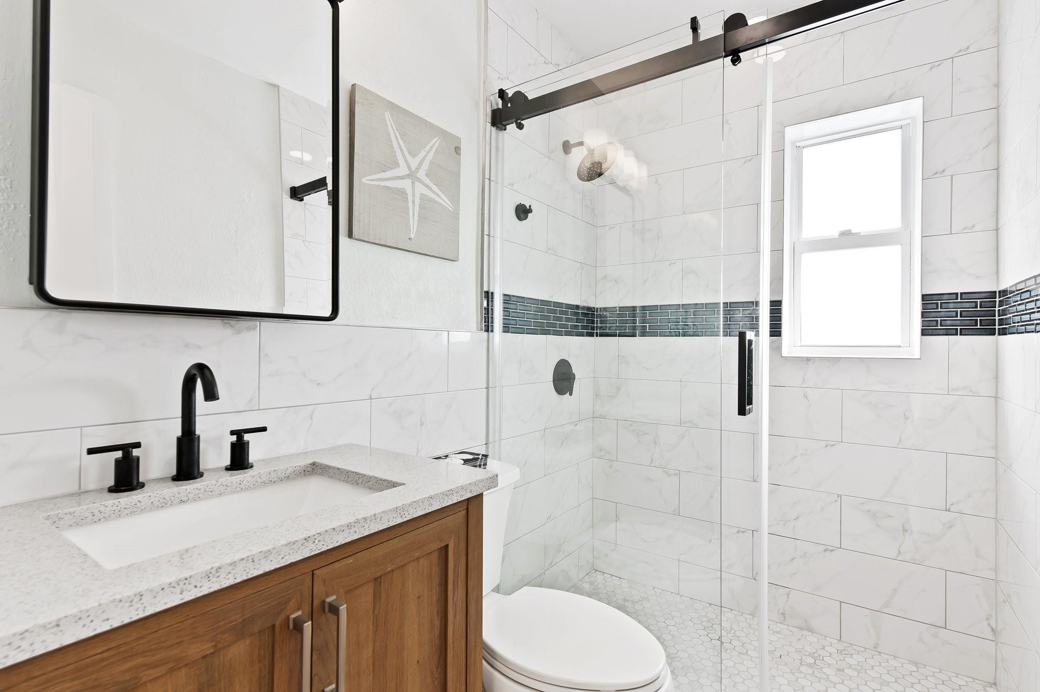 1112 NE 11th Street 1