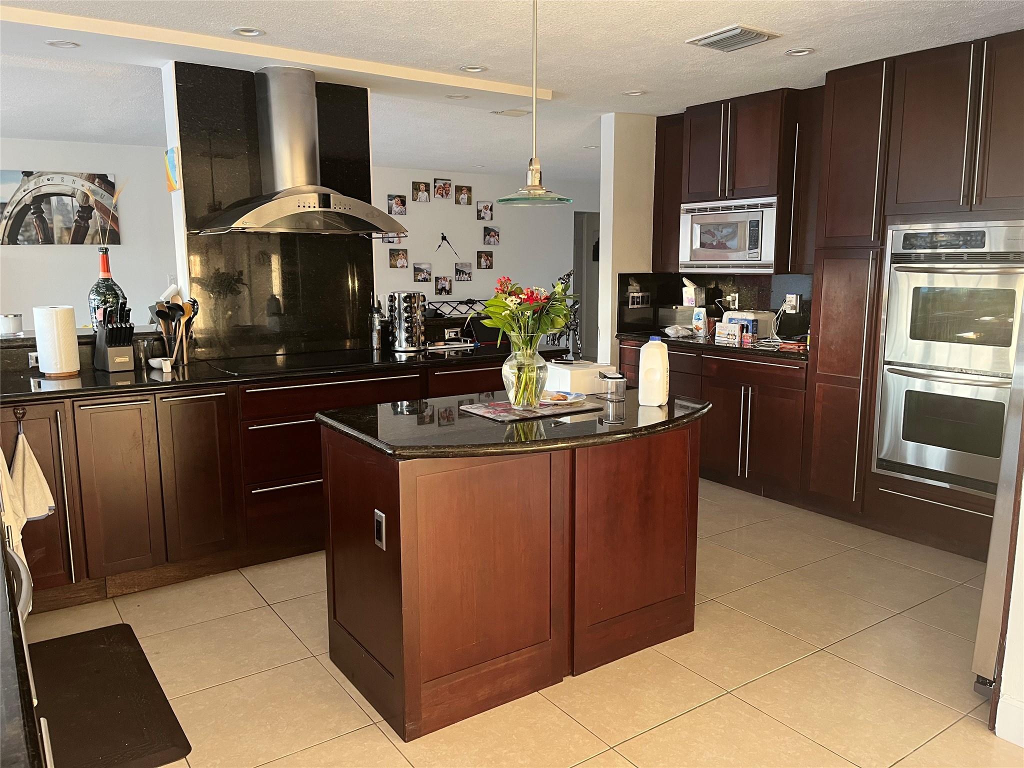 380 SE 12th Ave