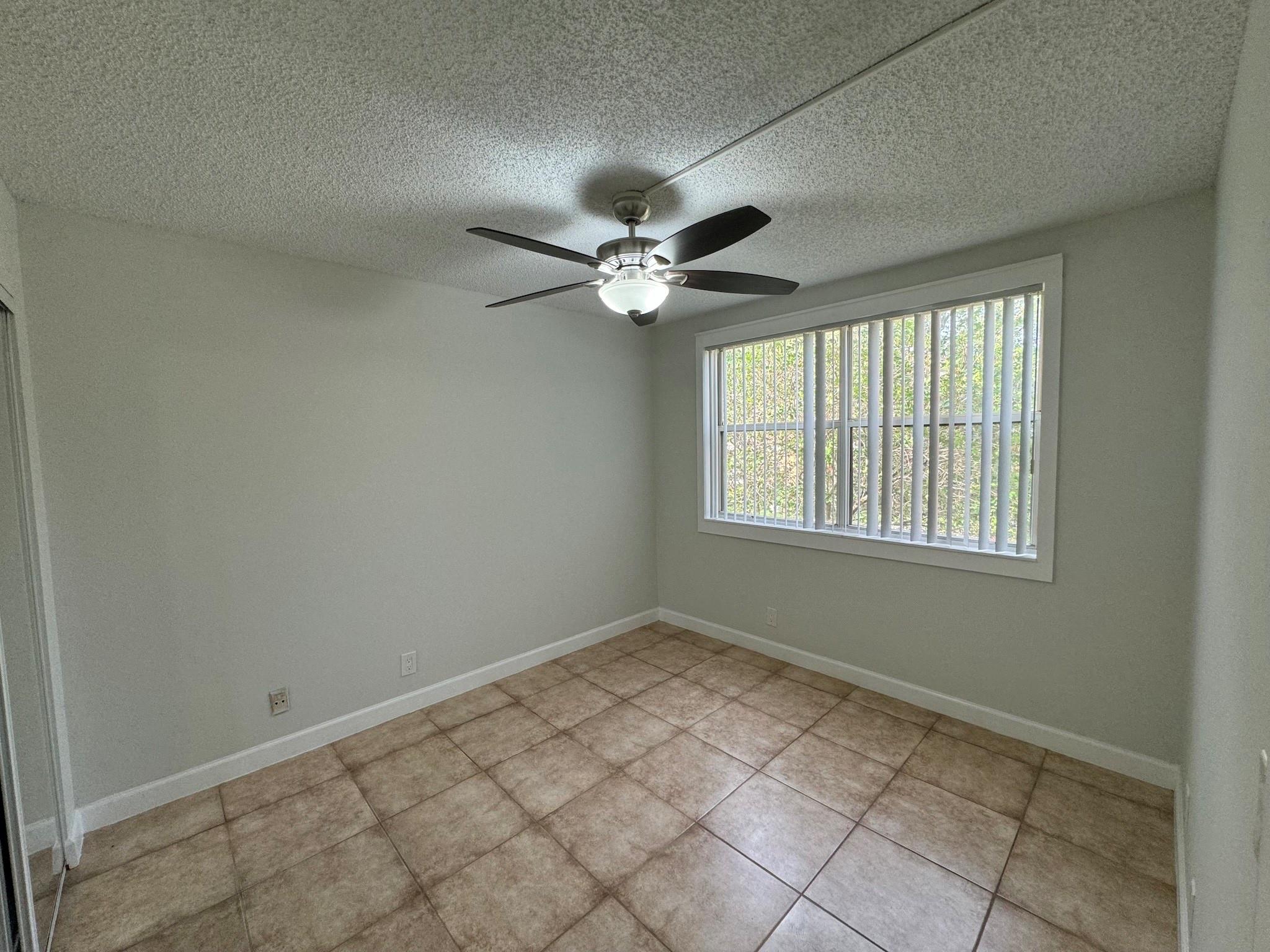 8901 Wiles Rd 208
