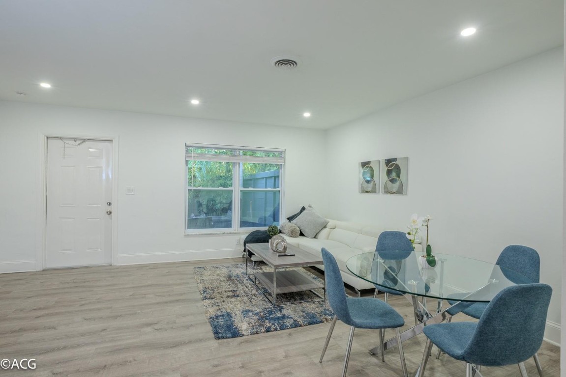 19 NE 16th Street 2