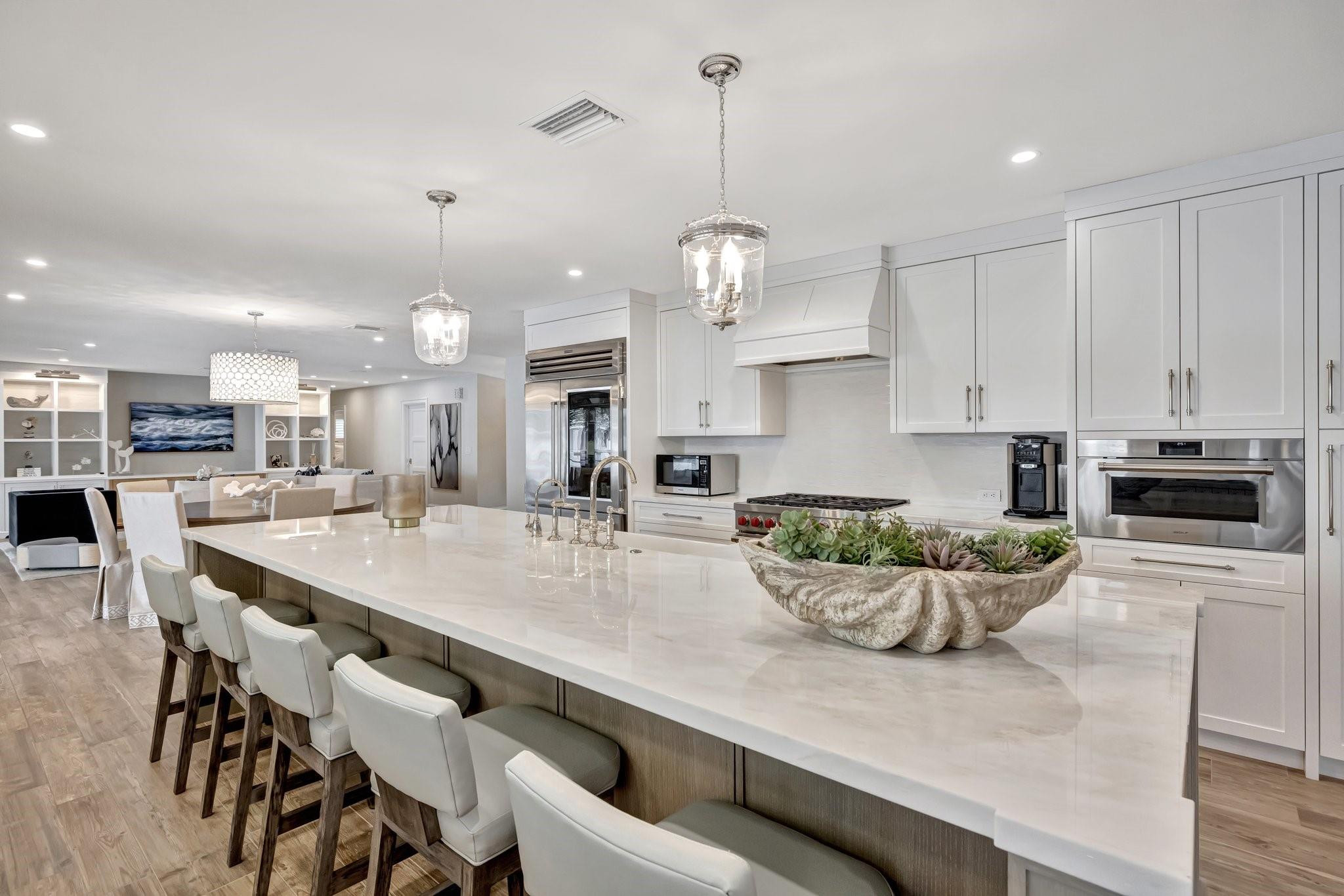 2501 NE 33rd Street