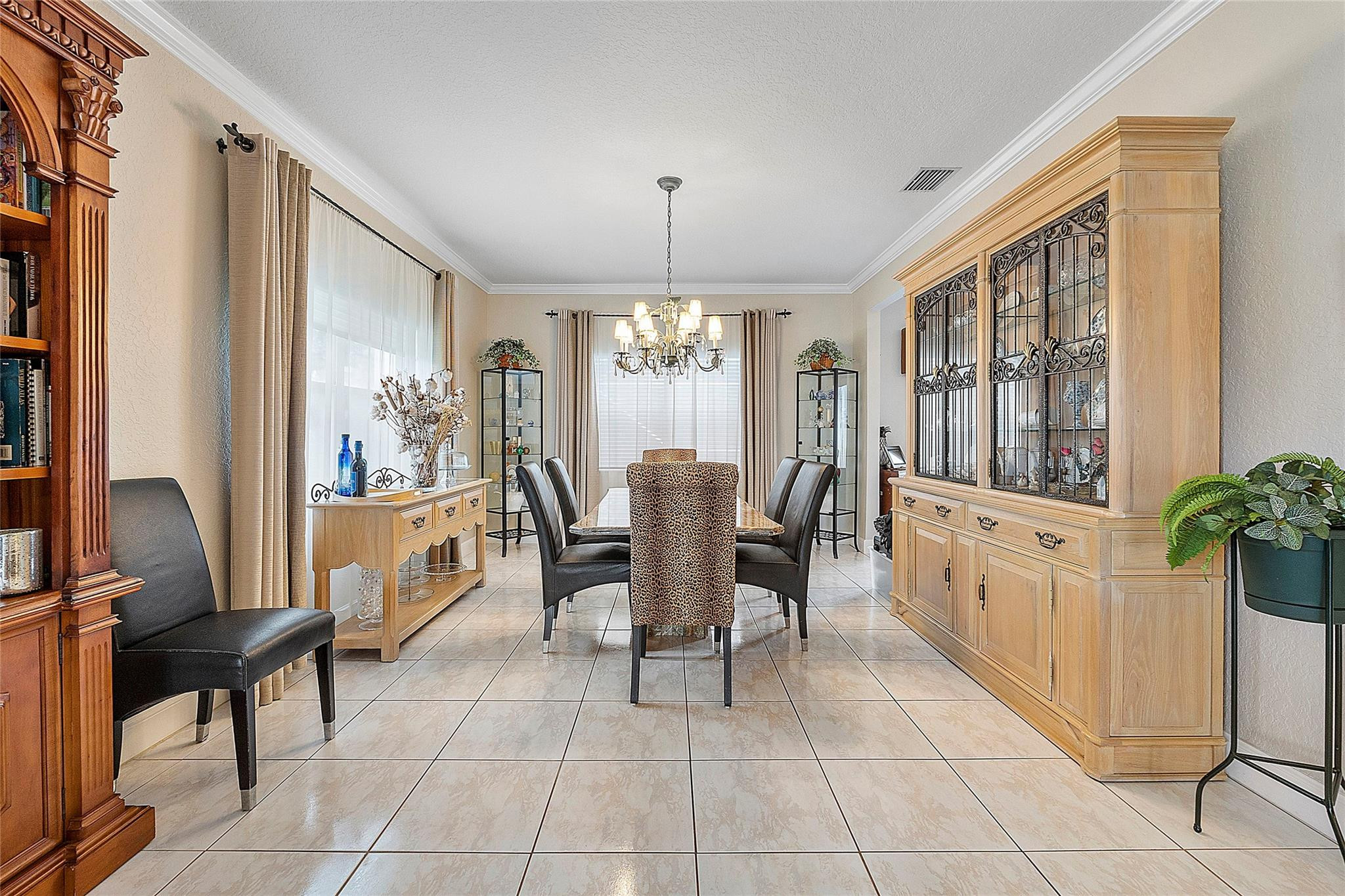 23453 Radient Ct