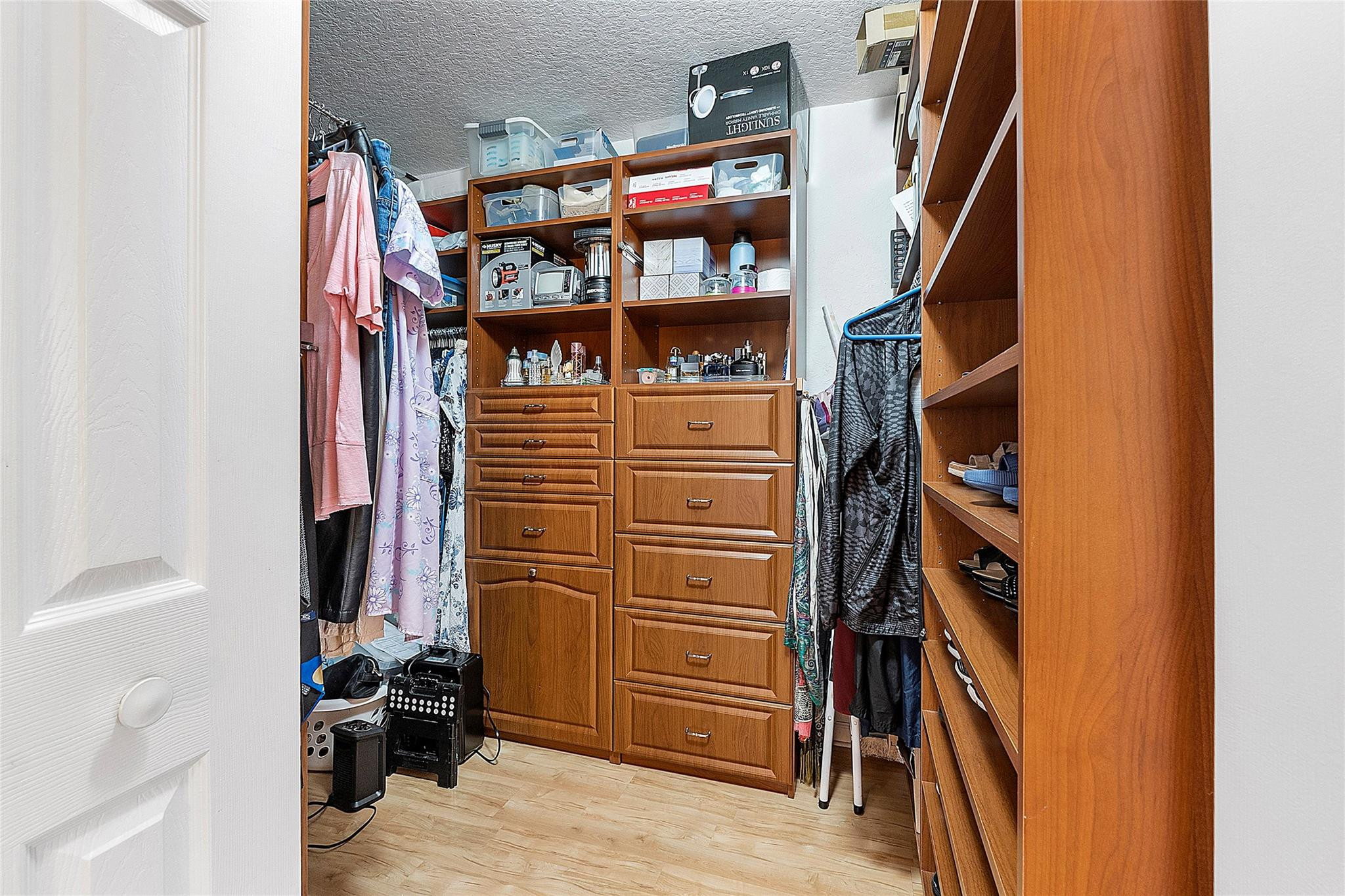 23453 Radient Ct