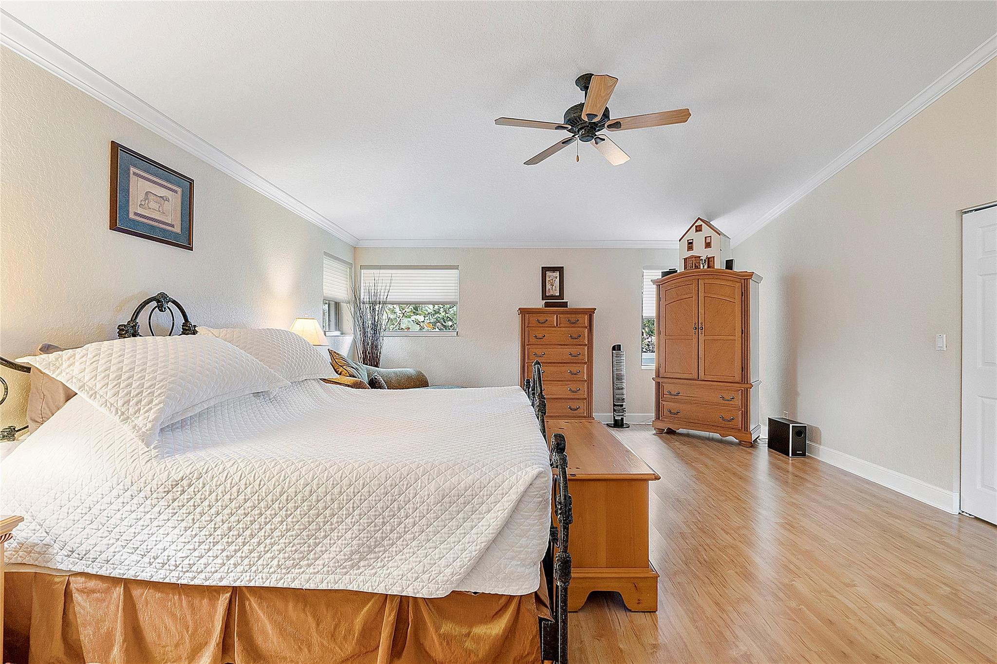 23453 Radient Ct