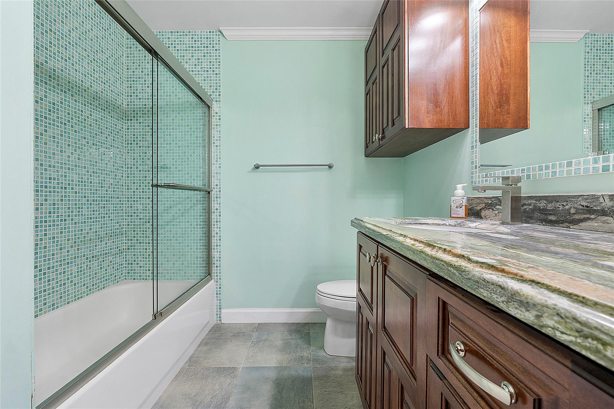23453 Radient Ct
