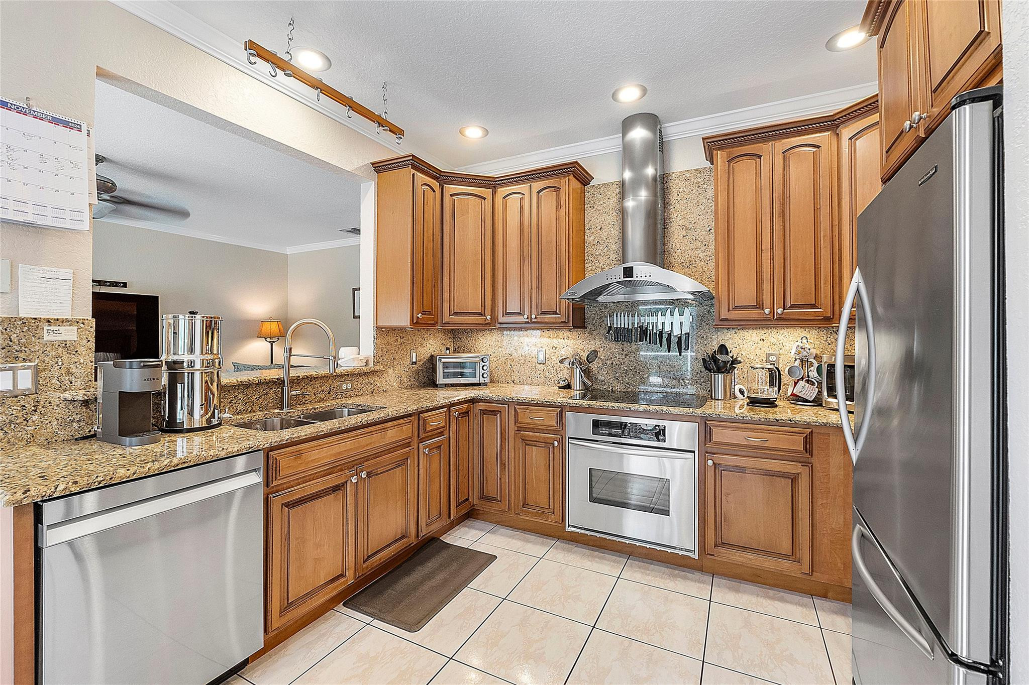23453 Radient Ct
