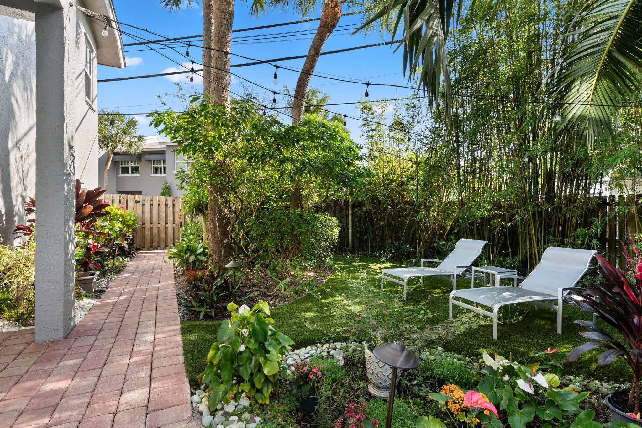 420 SW 14th Court