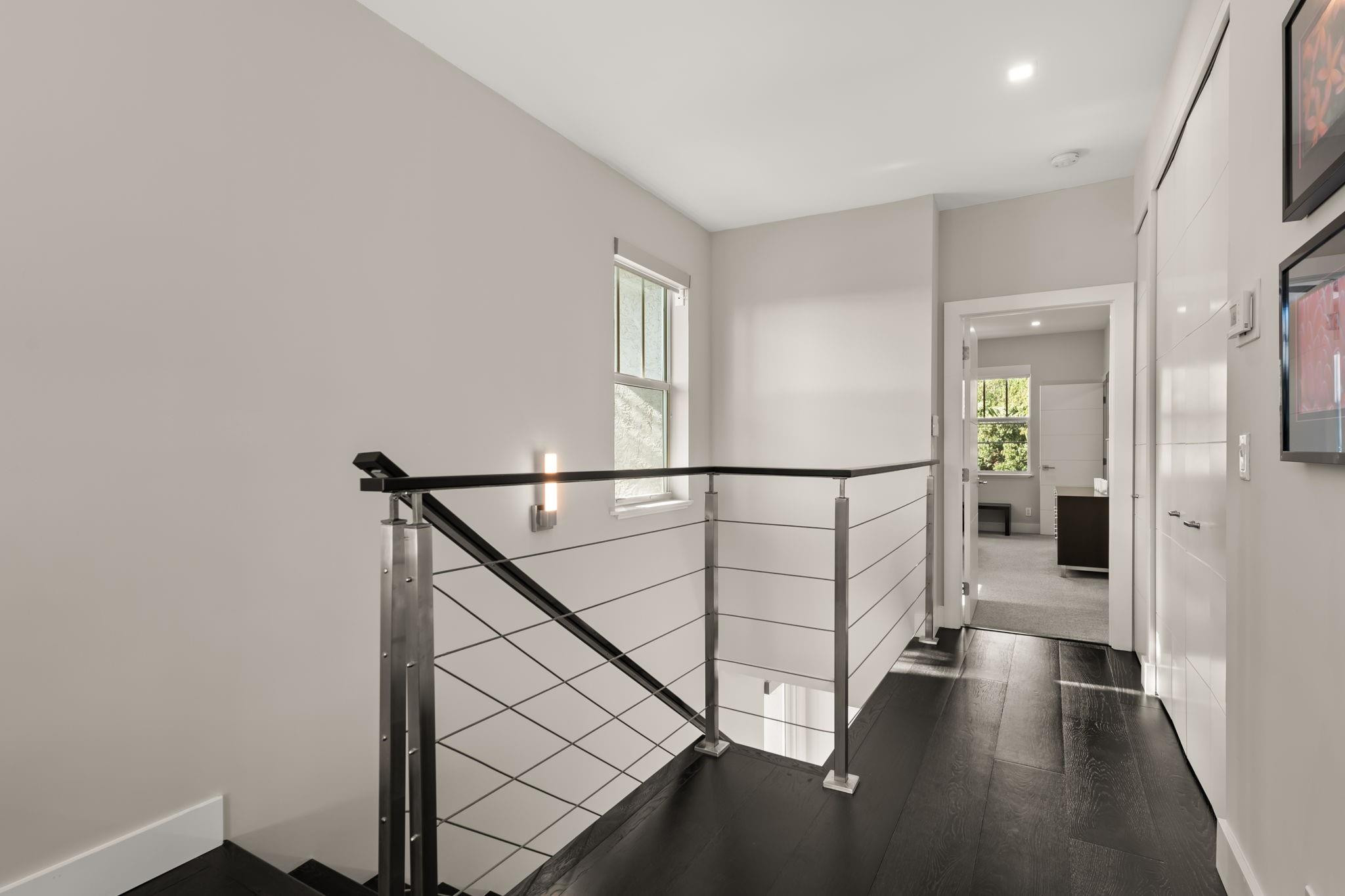 420 SW 14th Court