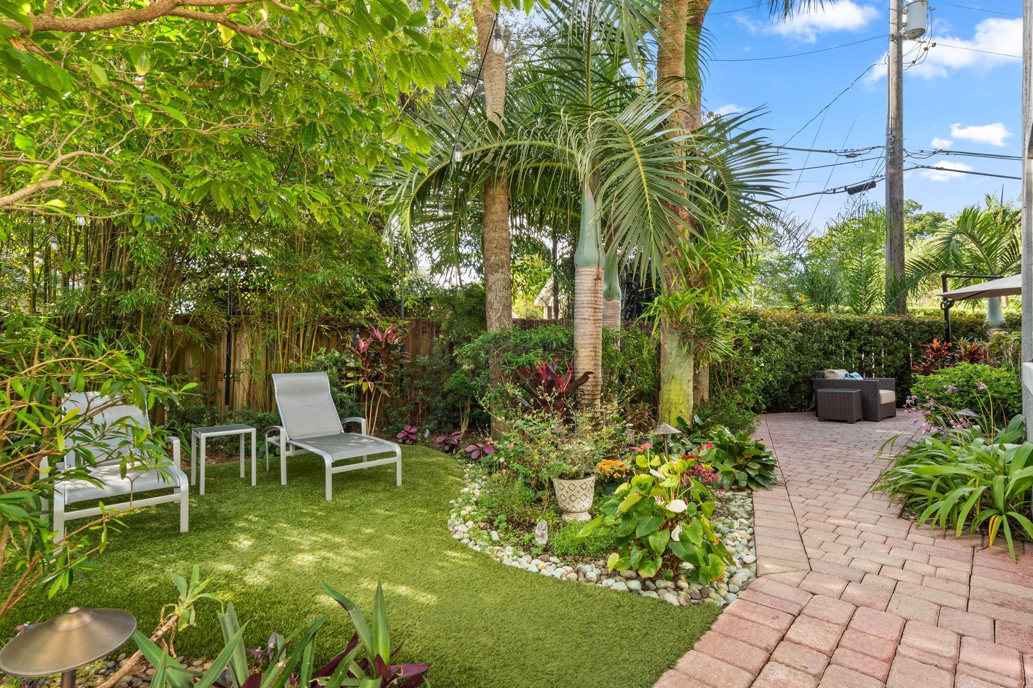 420 SW 14th Court
