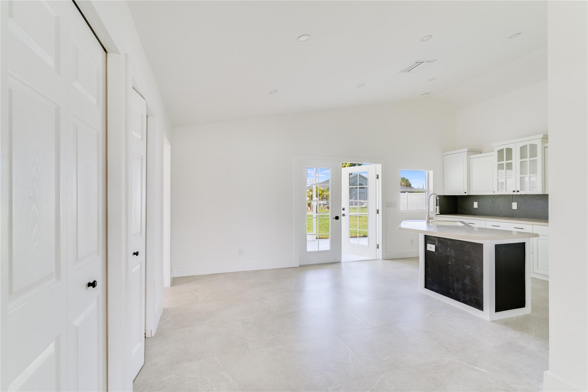 226 SE 6th Ter