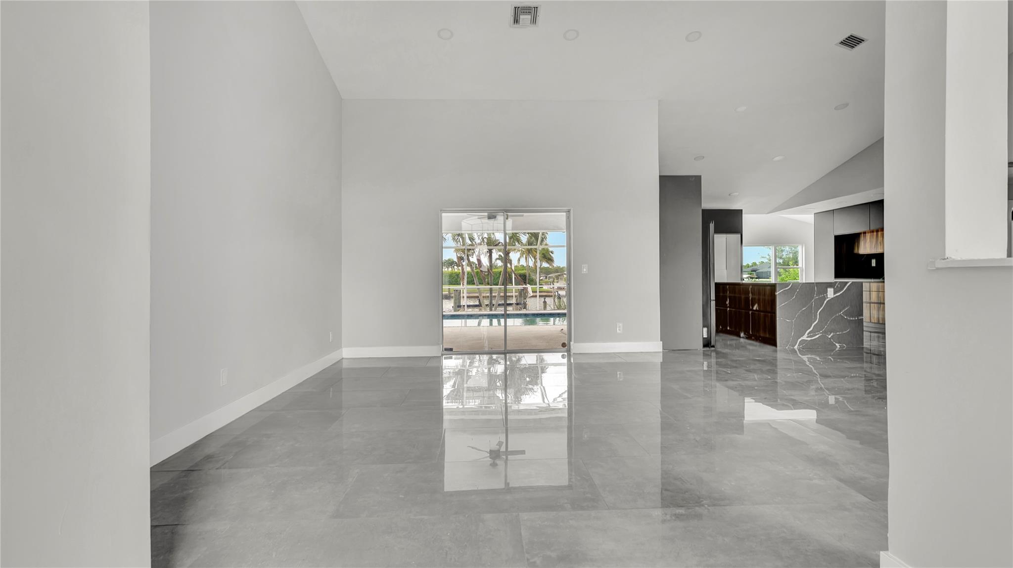 4209 NW 20th Ter
