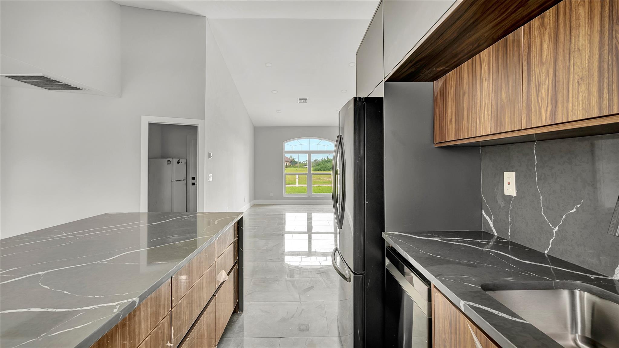 4209 NW 20th Ter