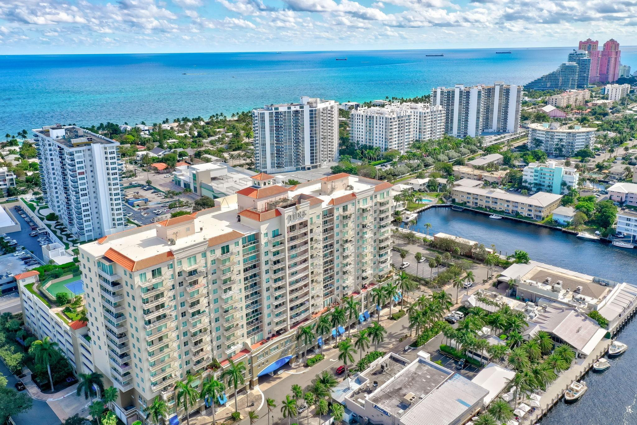 3020 NE 32nd Ave 1017