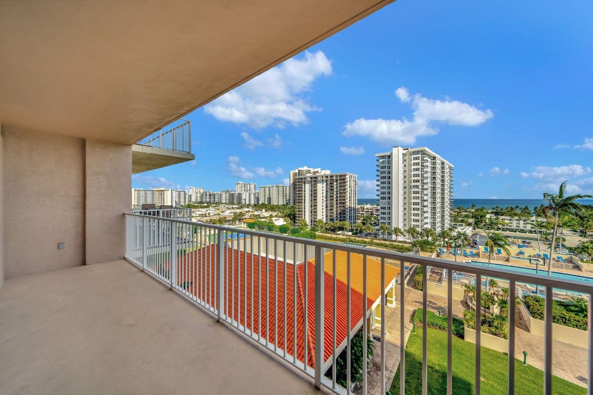 3020 NE 32nd Ave 1017