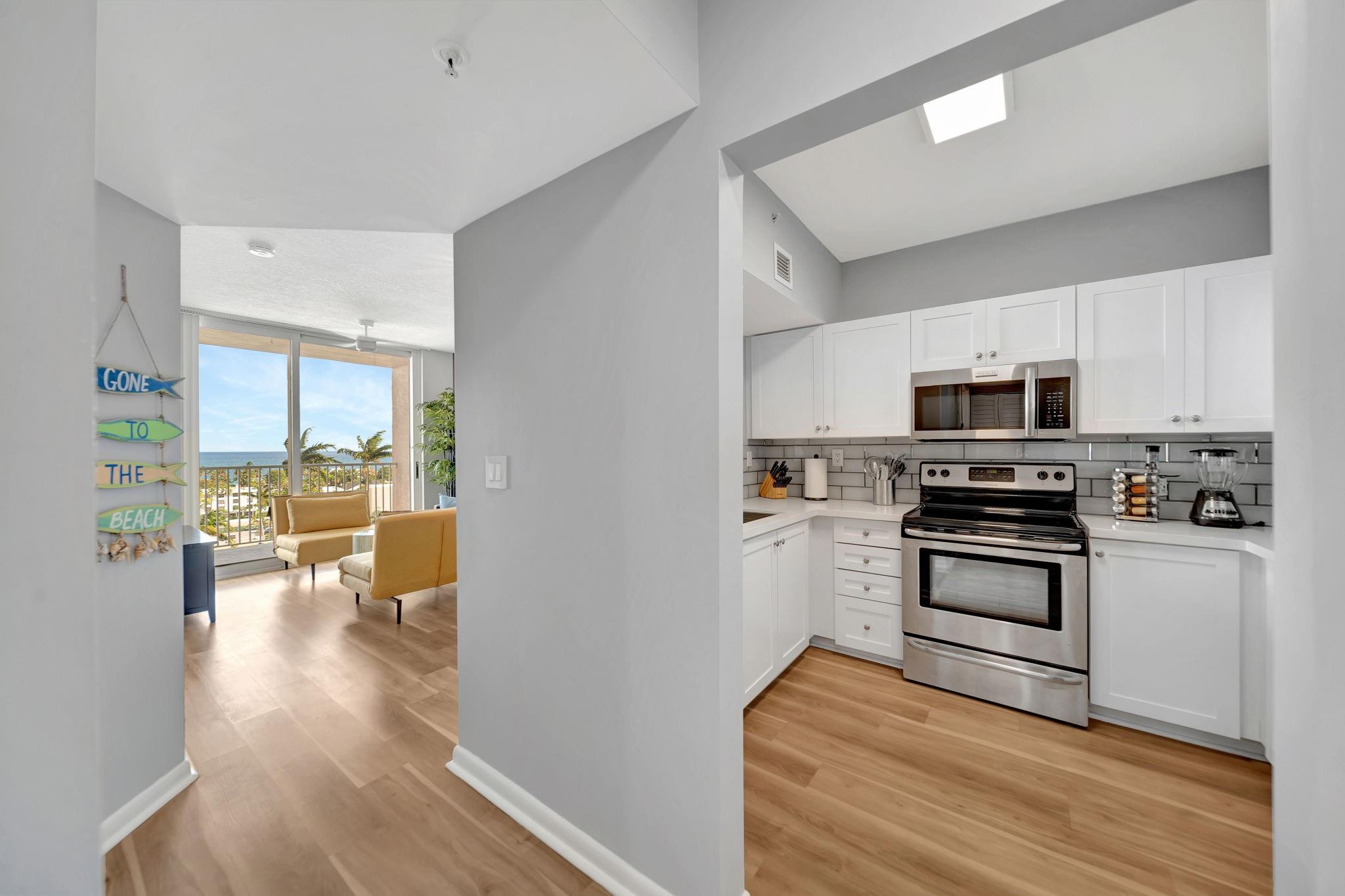 3020 NE 32nd Ave 1017