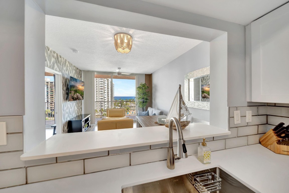 3020 NE 32nd Ave 1017