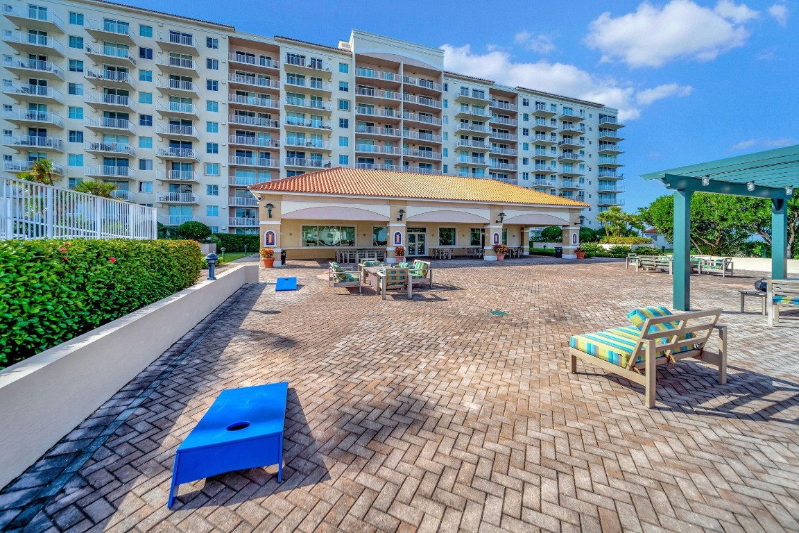 3020 NE 32nd Ave 1017