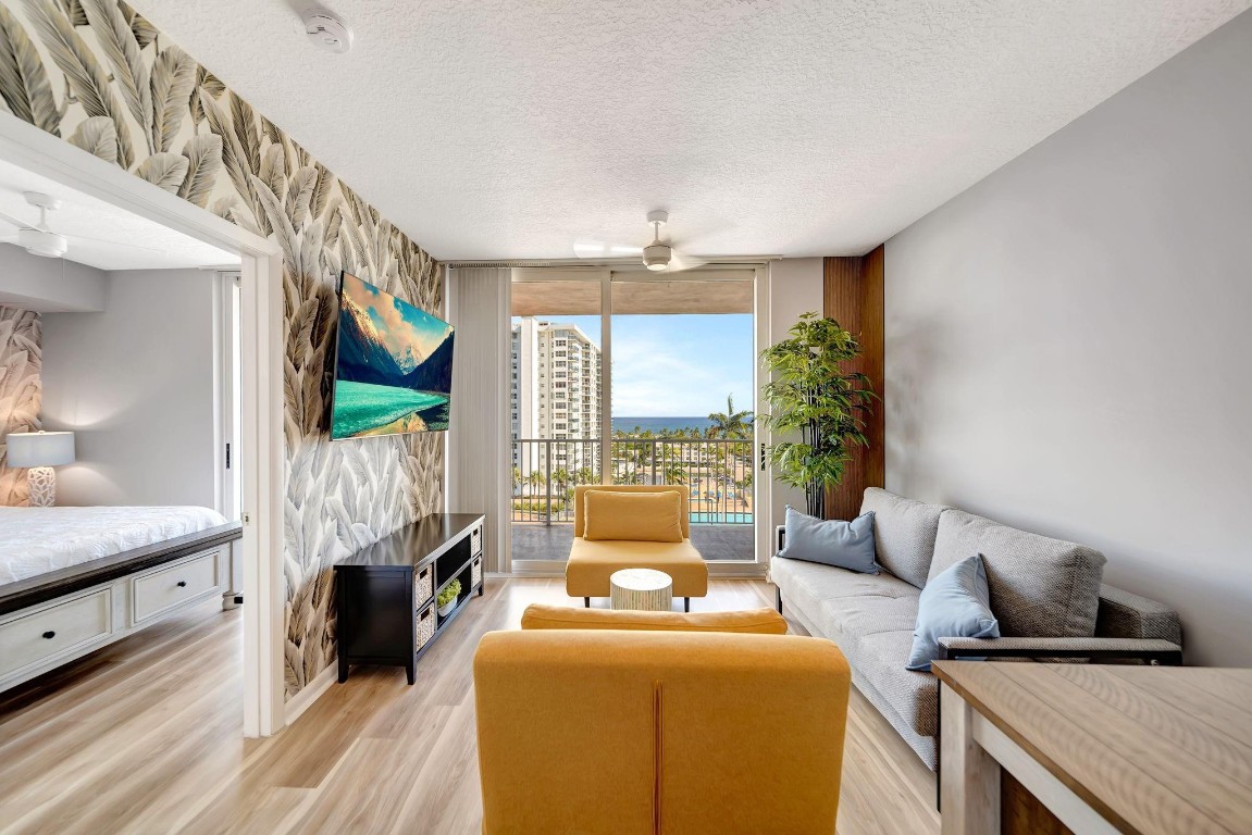 3020 NE 32nd Ave 1017