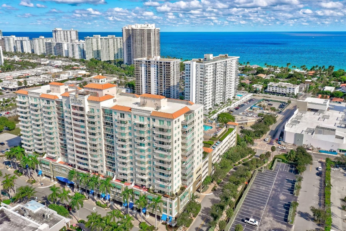 3020 NE 32nd Ave 1017