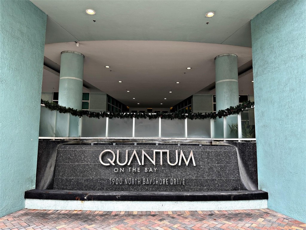 1900 N Bayshore Dr 2312