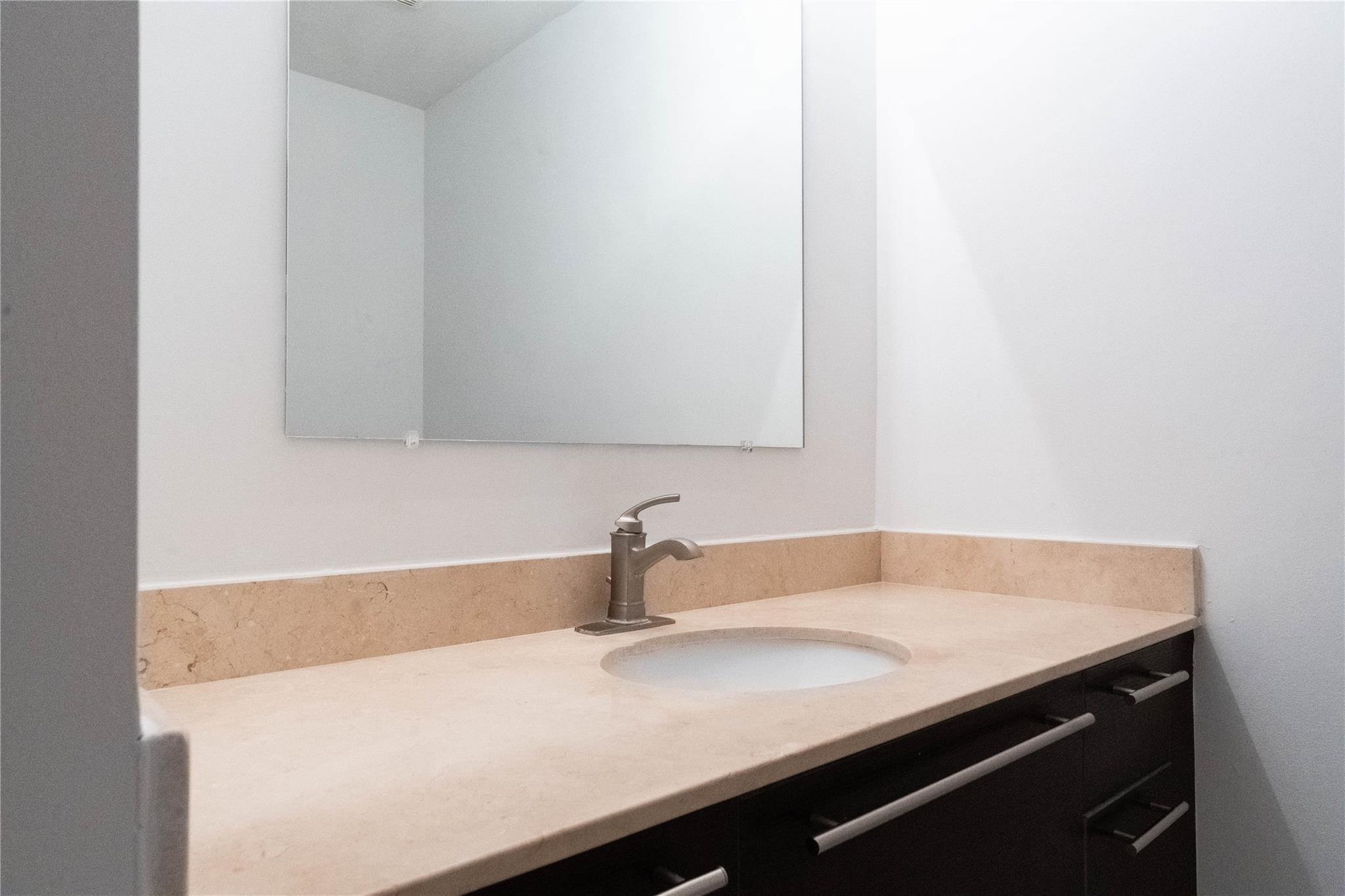 1900 N Bayshore Dr 2312