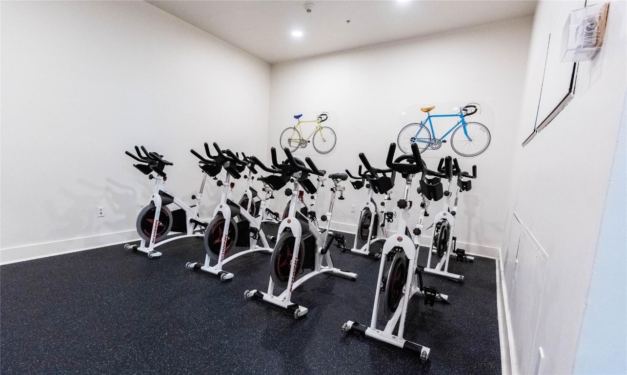 1900 N Bayshore Dr 2312