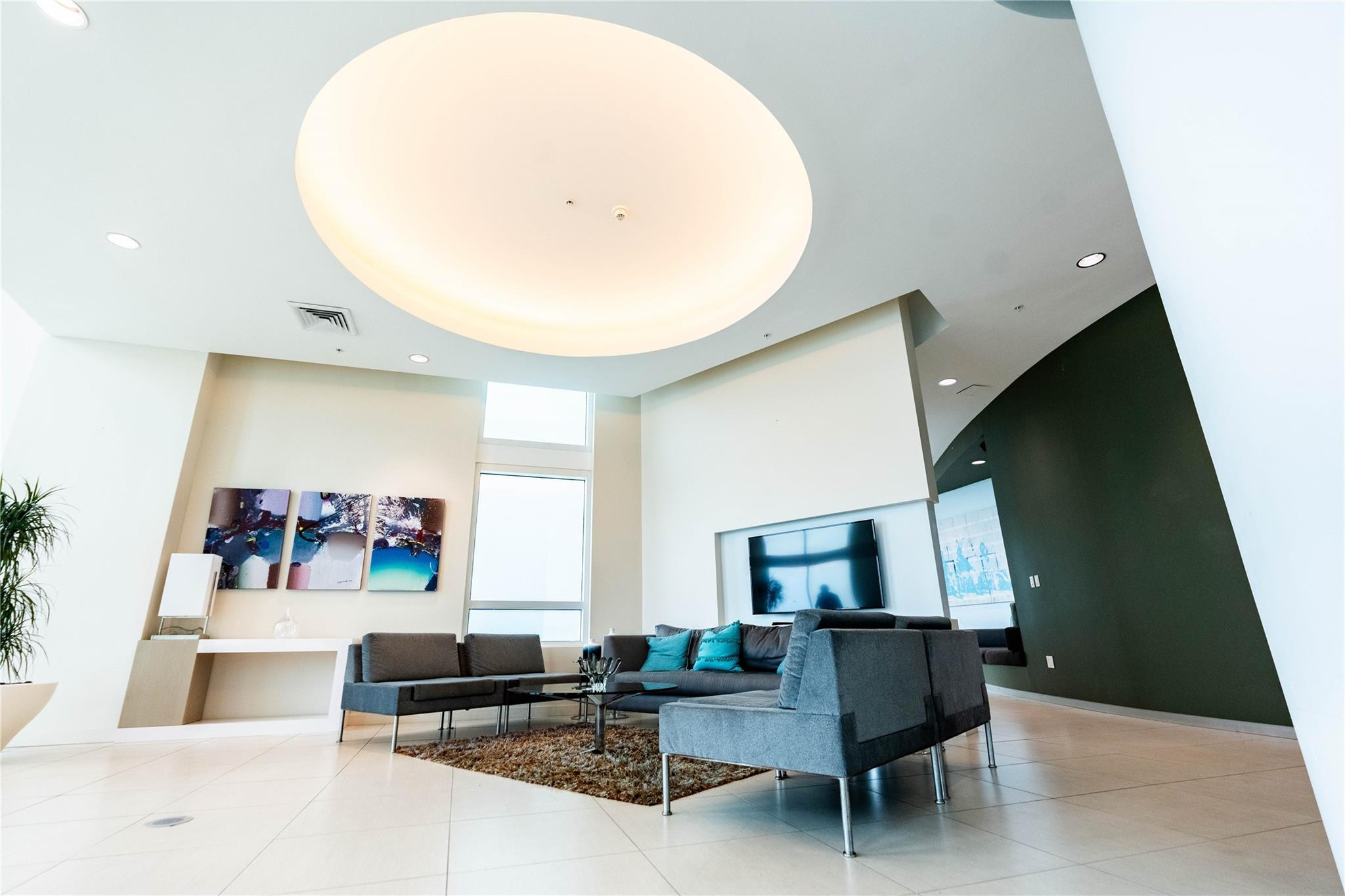 1900 N Bayshore Dr 2312