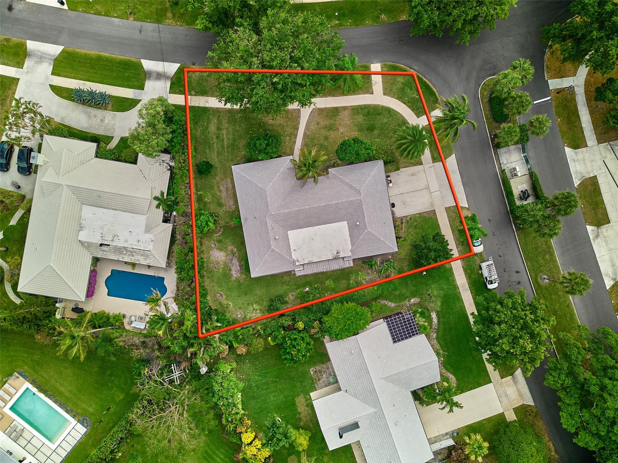 701 Lakeside Dr