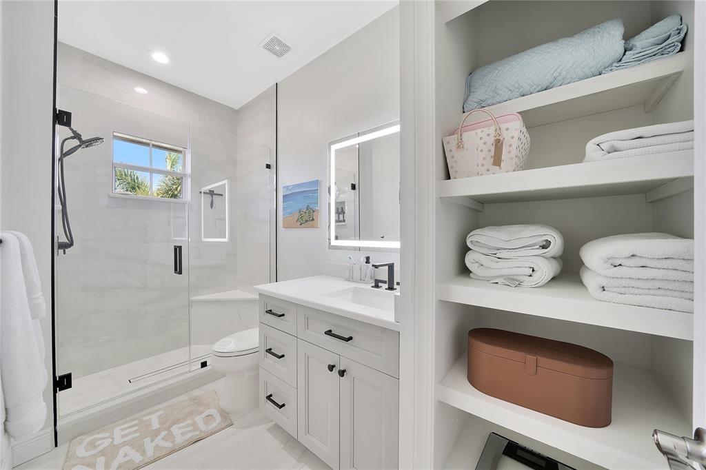 5010 Dulce Ct