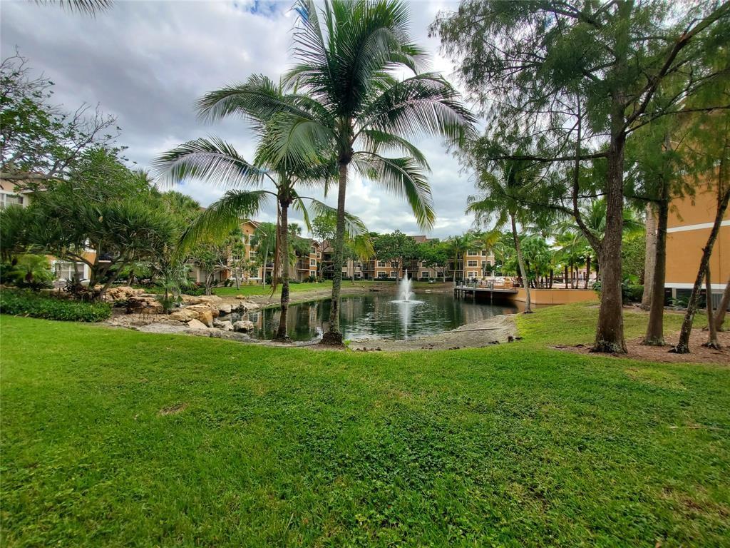 8891 Wiles Rd 108