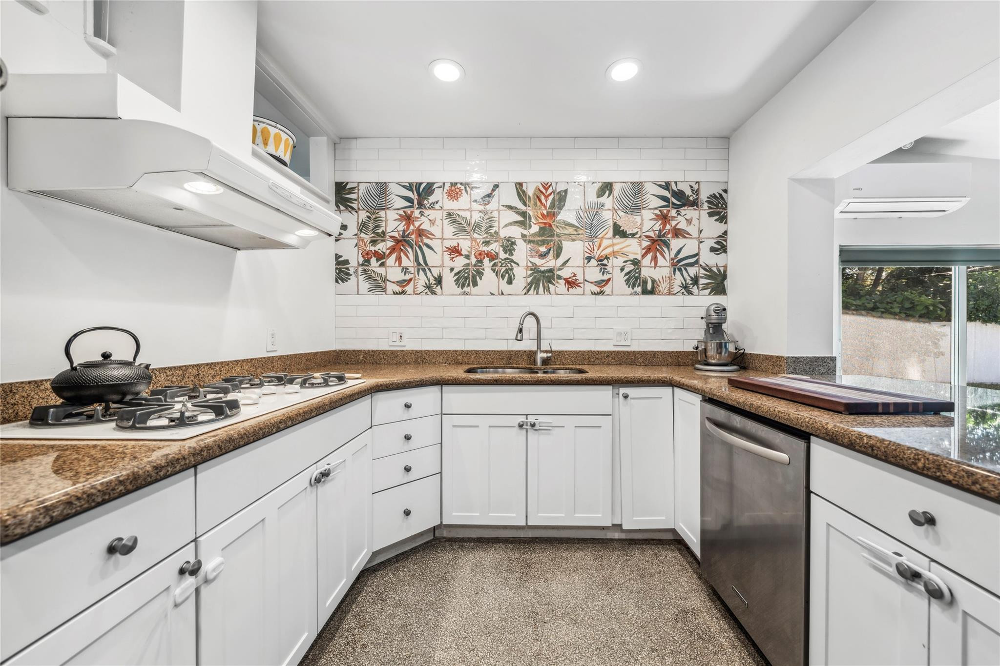 846 SW 9th Street