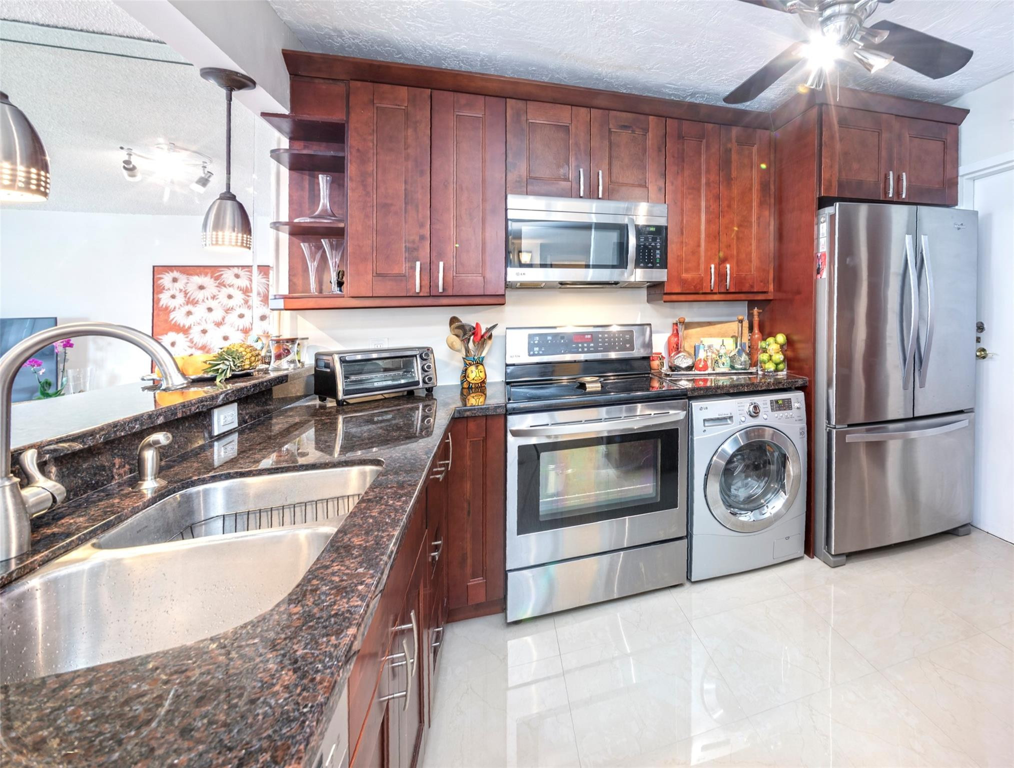1500 S Ocean Boulevard 1006, Lauderdale-By-The-Sea Unit: 1006
