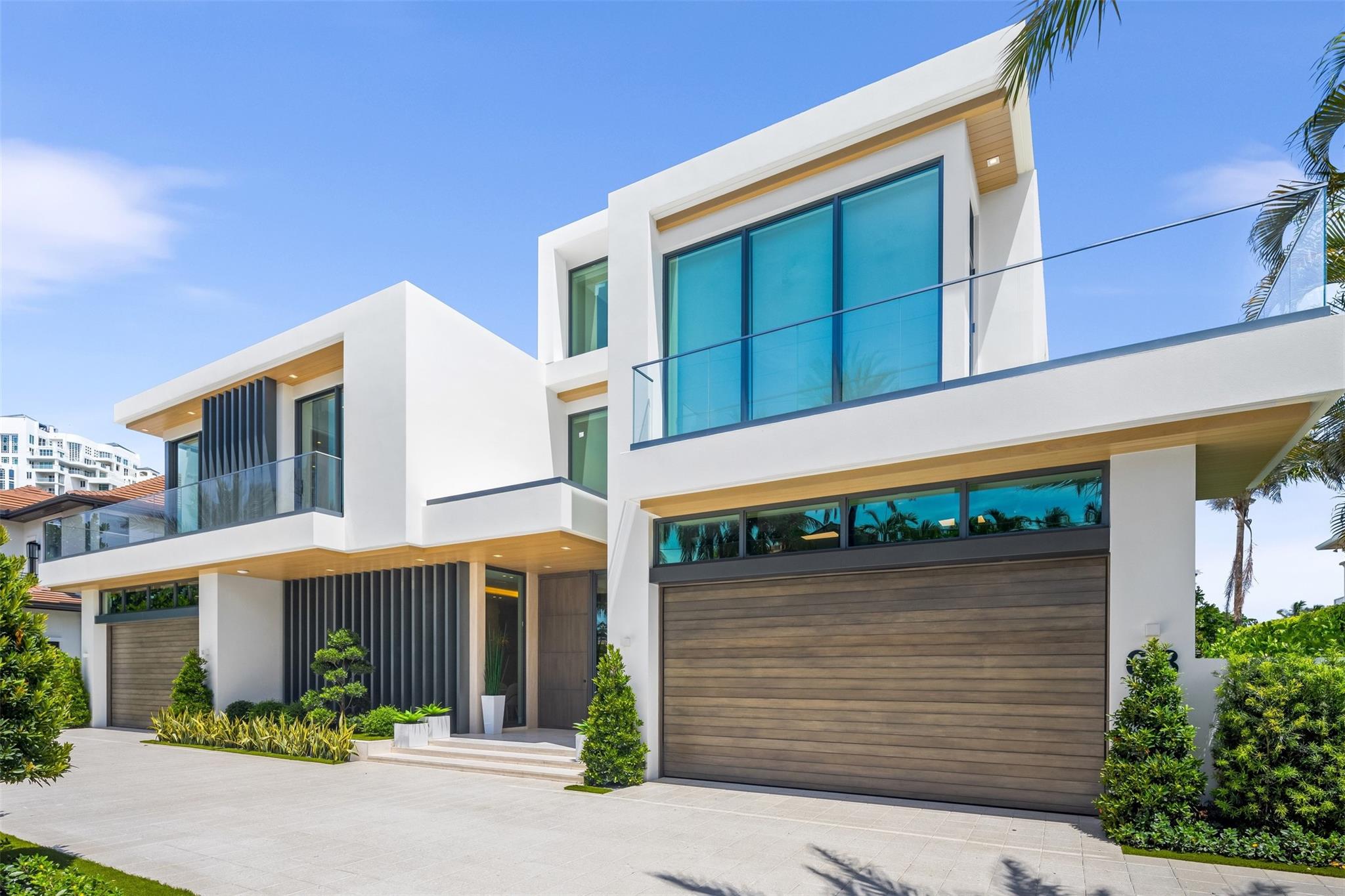68 Isla Bahia Drive