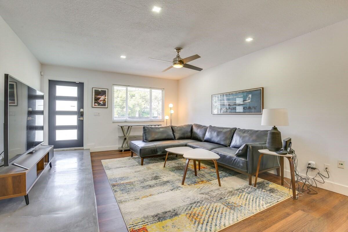 3530 NE 13th Ave