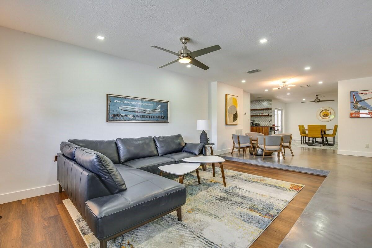 3530 NE 13th Ave