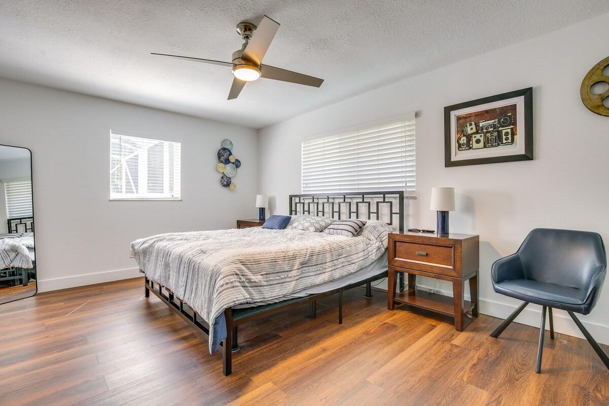 3530 NE 13th Ave