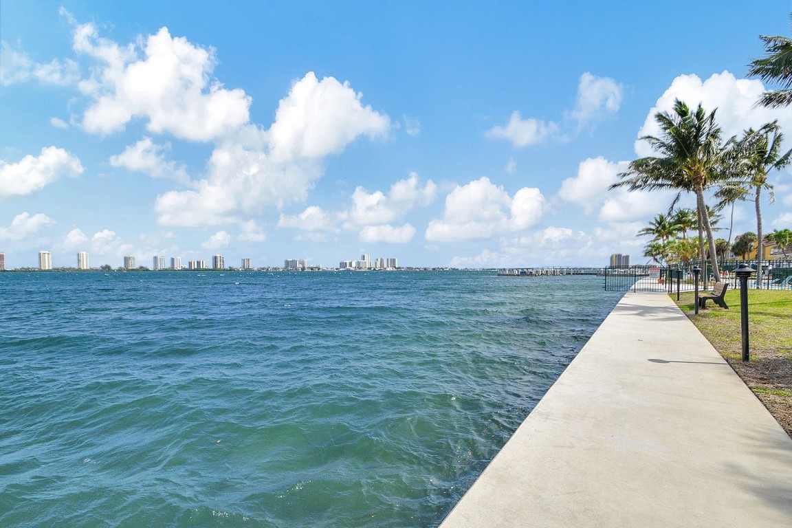 1155 Lake Shore Dr 205