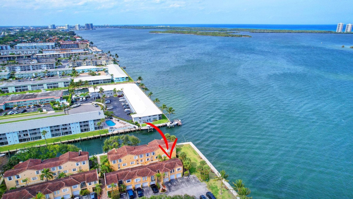 1155 Lake Shore Dr 205