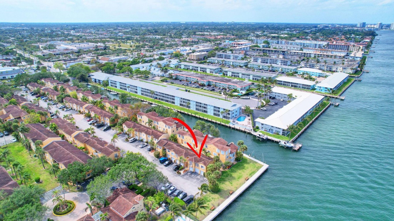 1155 Lake Shore Dr 205