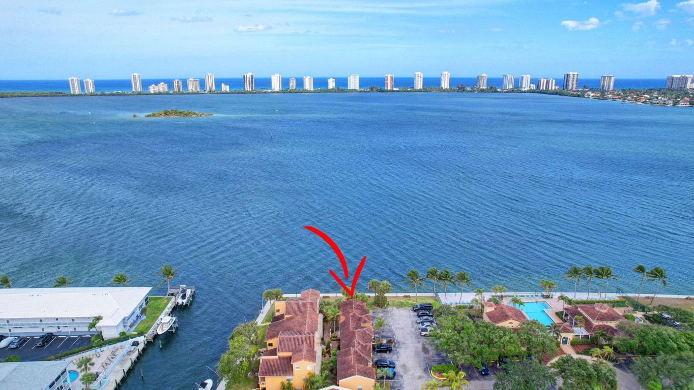 1155 Lake Shore Dr 205