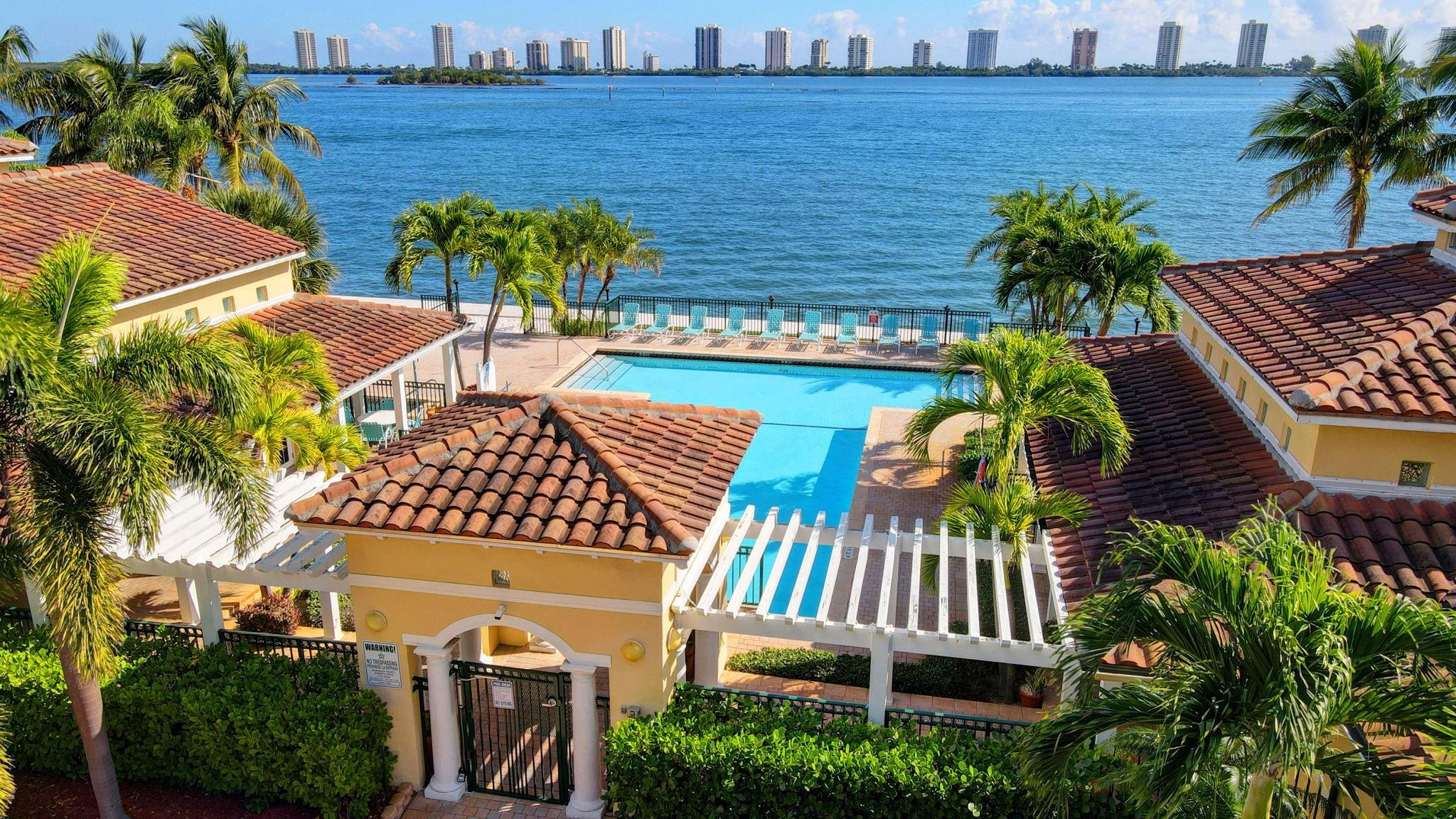 1155 Lake Shore Dr 205