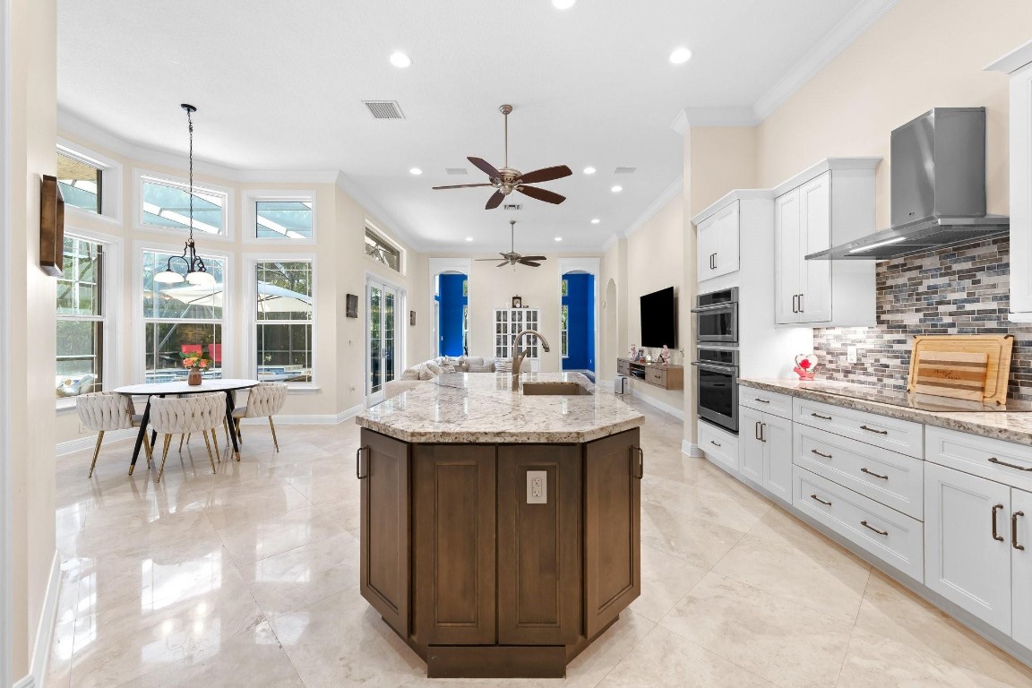 19450 Saturnia Lakes Dr