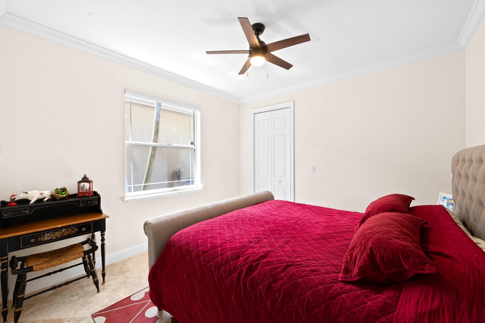 19450 Saturnia Lakes Dr