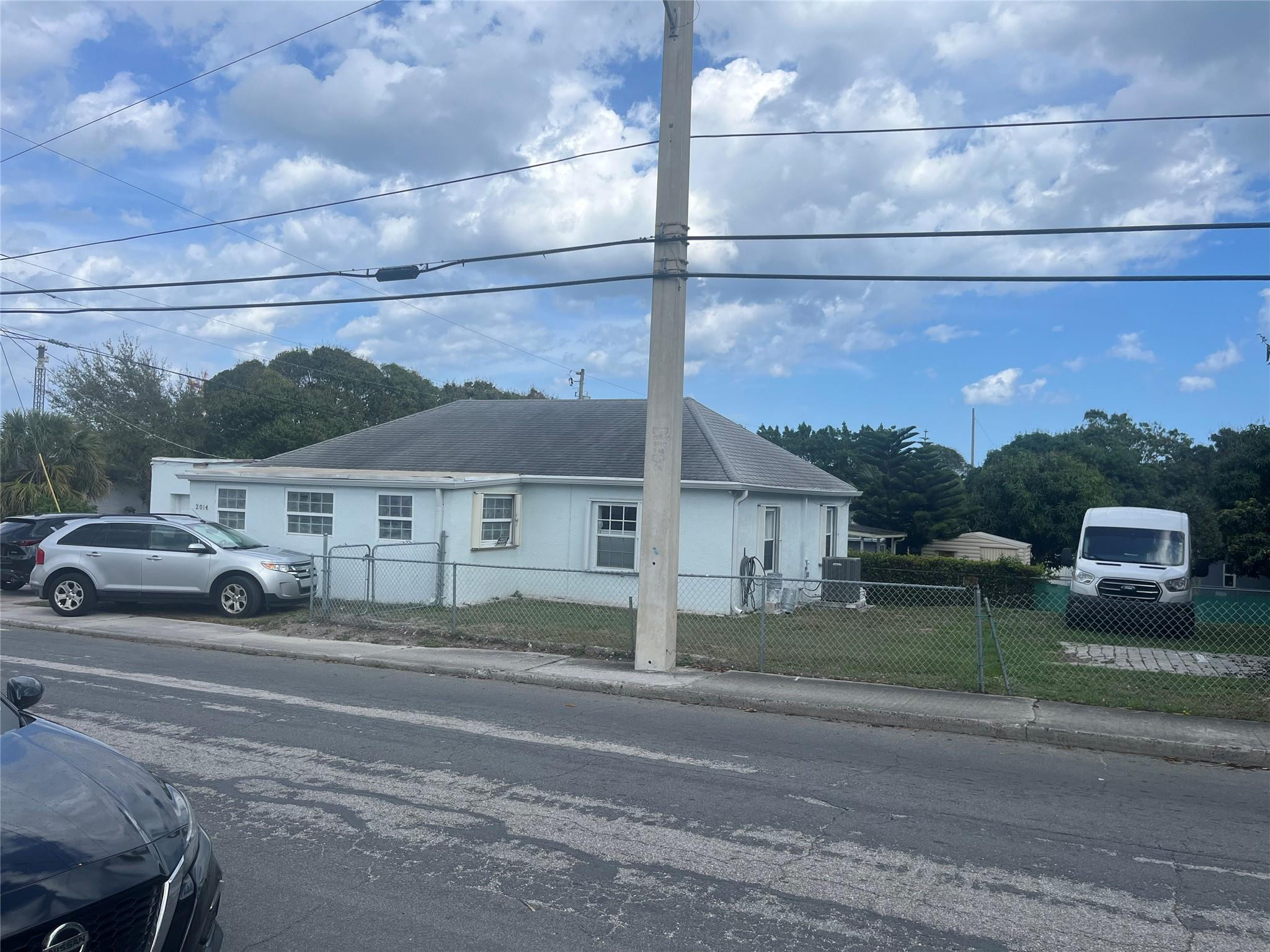 2014 Division Avenue