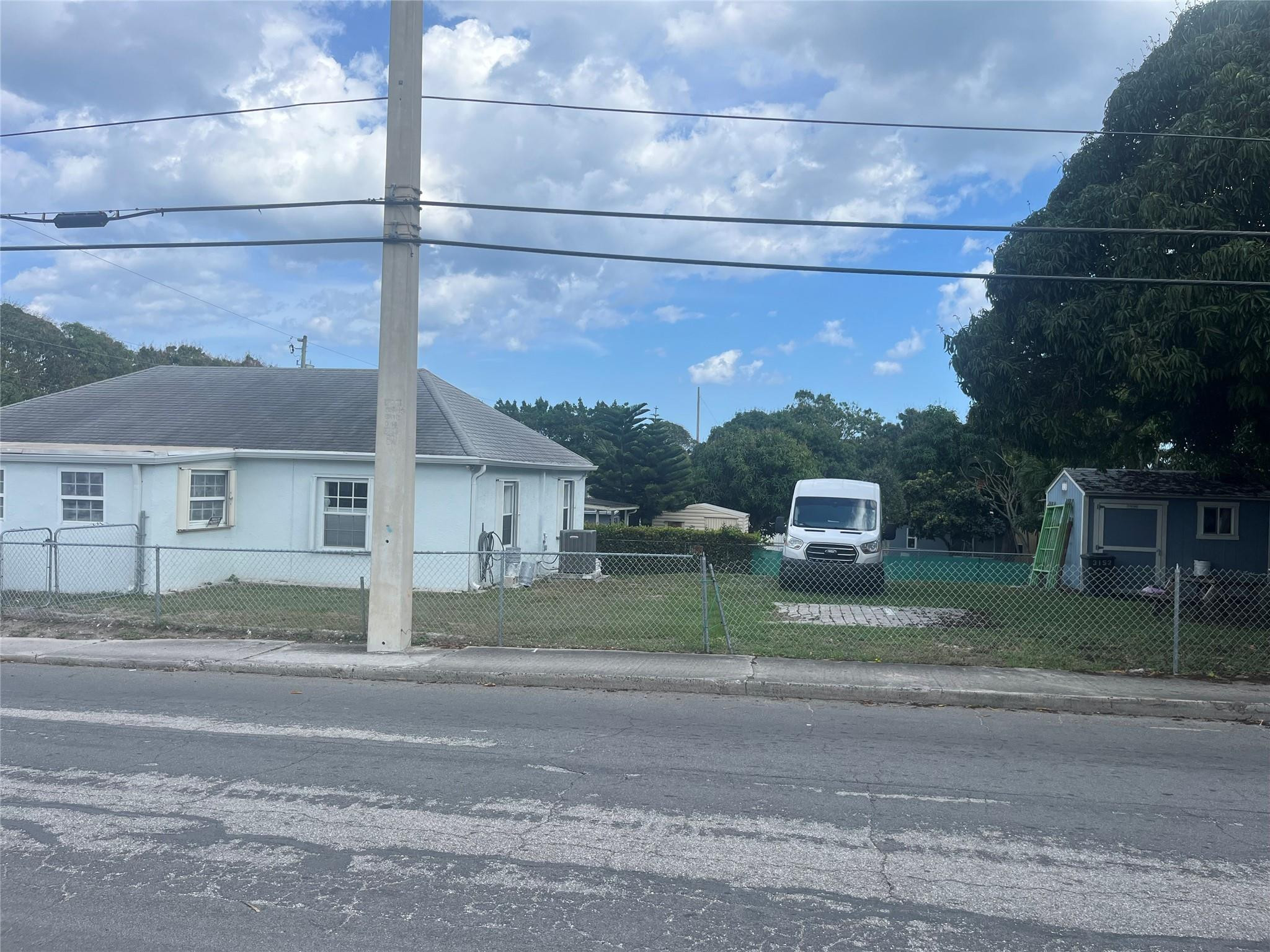2014 Division Avenue