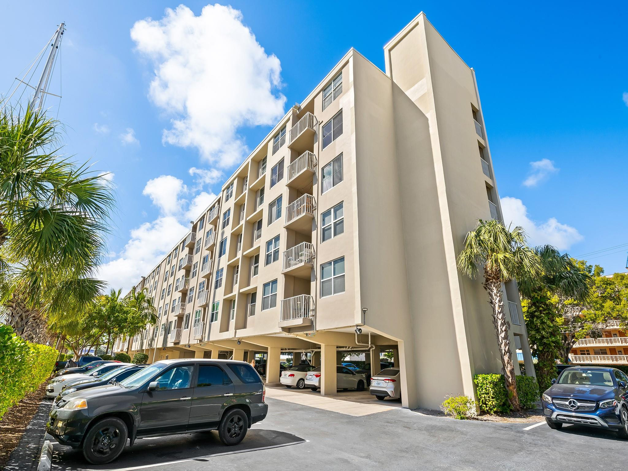 1600 SE 15th Street 309