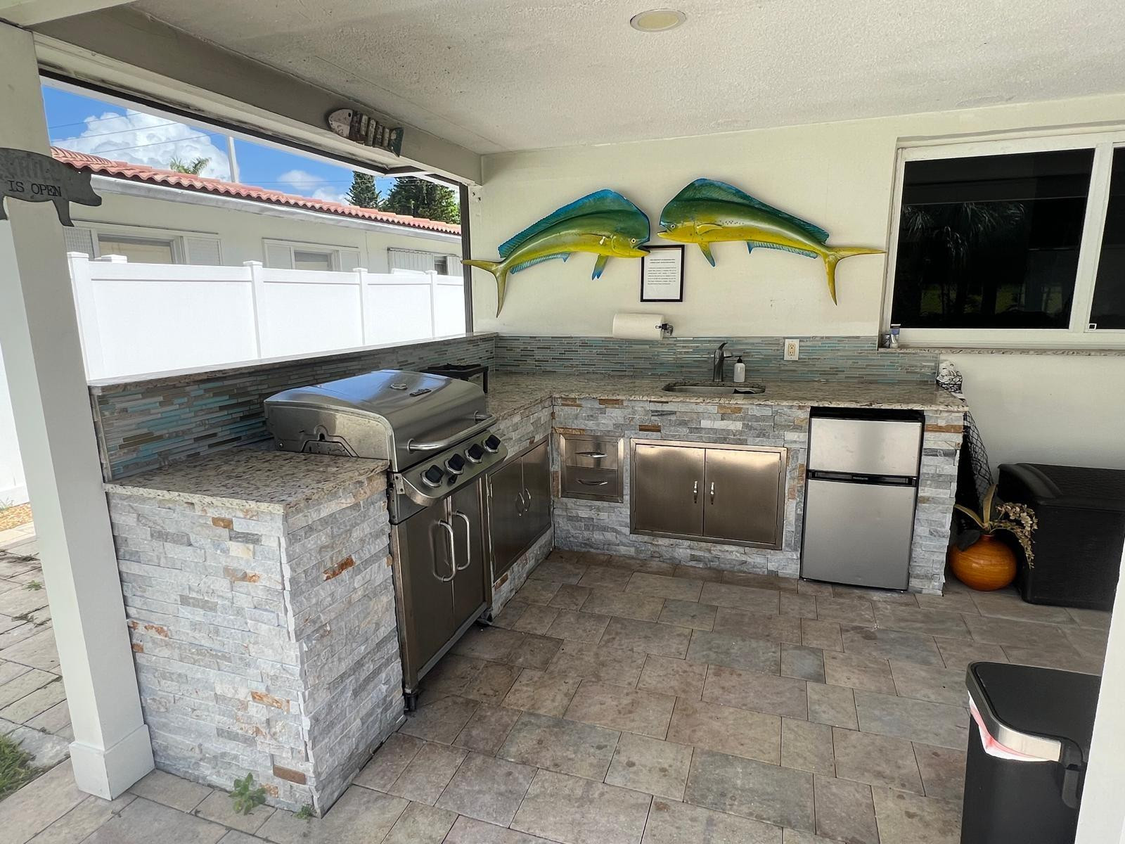 1050 NW 45th St