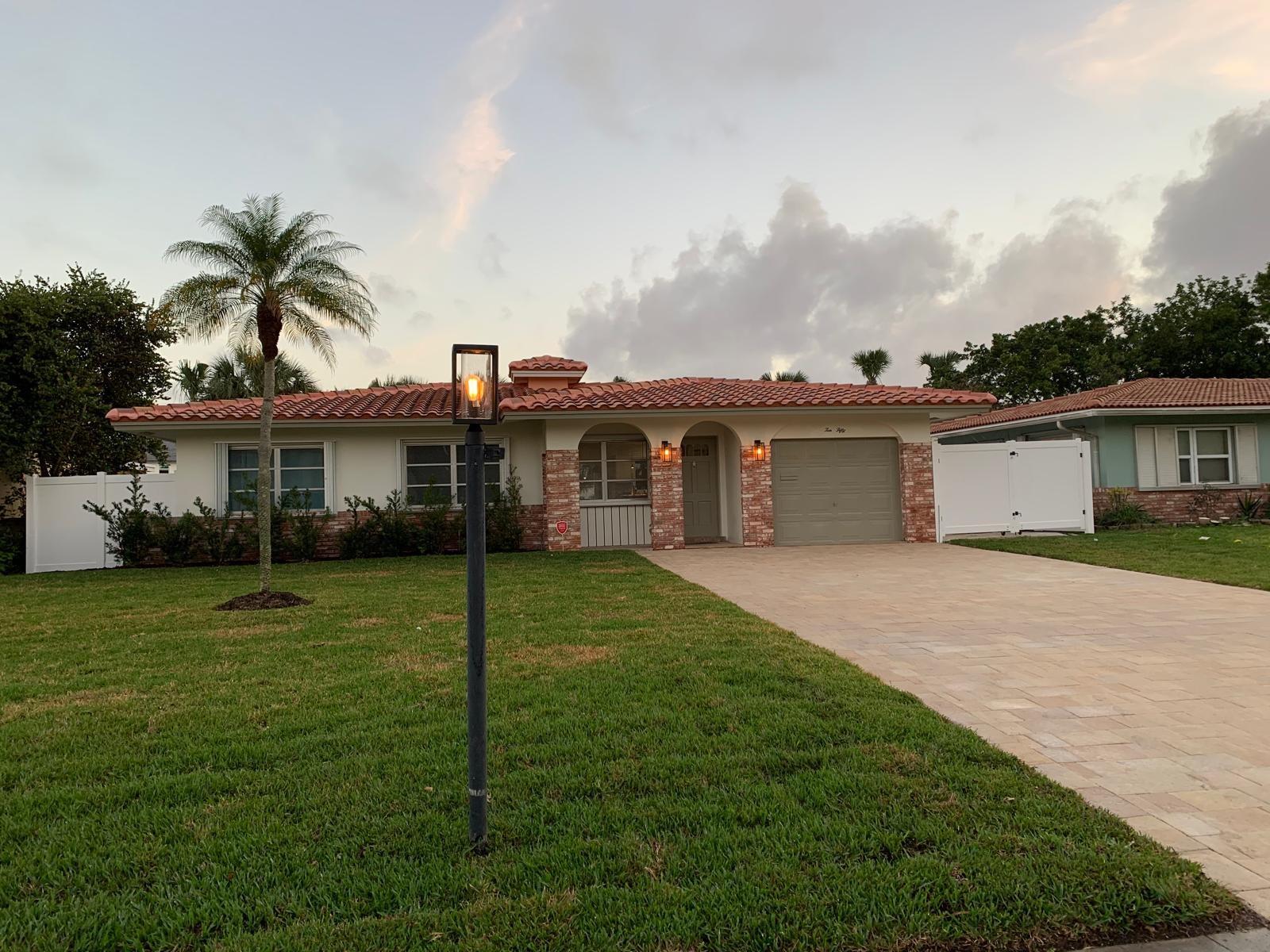 1050 NW 45th St