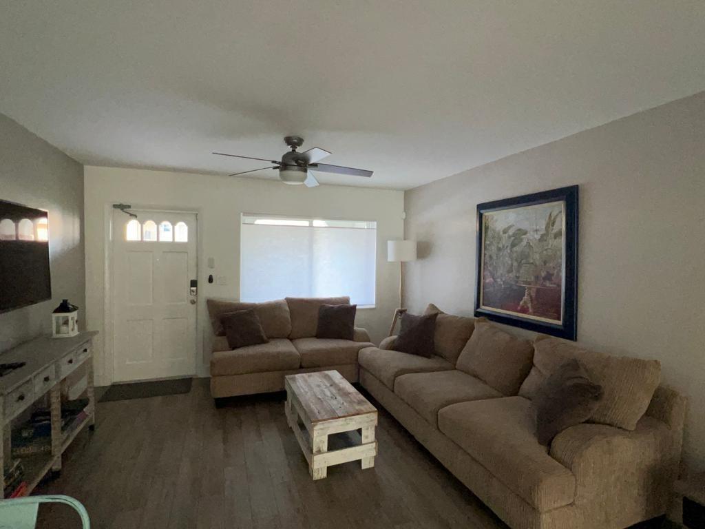 1050 NW 45th St